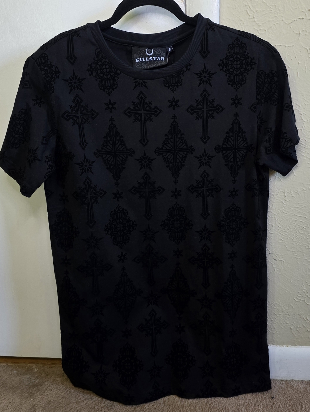 Killstar Black Velvet Burnout Cross Short Sleeve Tee Small